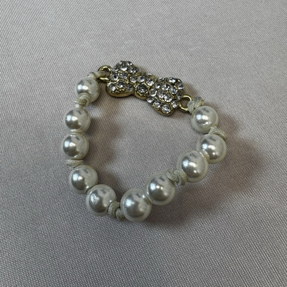 Rhinestone Small Statement Bow Faux Peal Bracelet